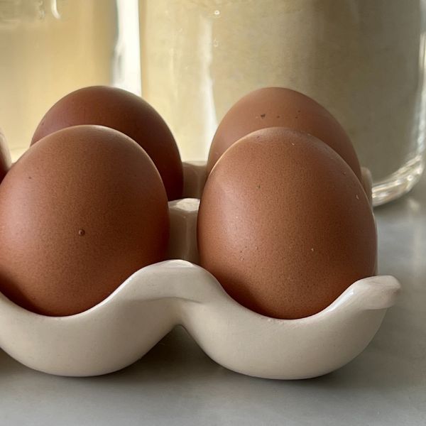 Porta Ovos de Cerâmica - Nude